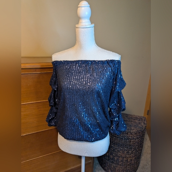 CeCe Sequined Blouse Women's Small Navy  Blouson Tiered Sleeve NWT - Picture 12 of 15